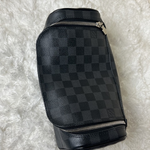 Louis Vuitton Damier Graphite Toiletry Pouch - Picture 7 of 9